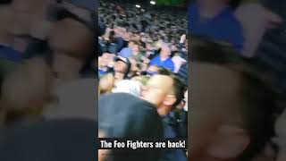 The Foo Fighters are back! A bit of Everlong from the opener. Josh Freese’s first show.