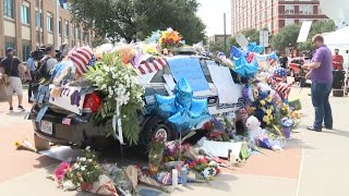 Tributes Paid to Five Officers Killed in Dallas Shooting as Investigation Continues