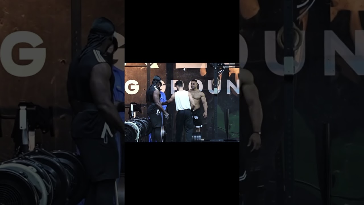 О боже, я встретила Анатолия!! 😳 #анатолий #спортзал #комедия #розыгрыш #короткометражкинаютубе #...