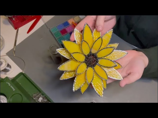 Sunflower pattern video class=