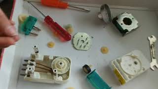 Whats Inside A Refrigerators Capacitor?