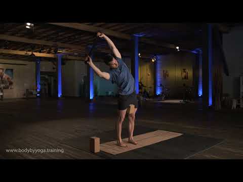 HOW TO USE YOGA BLOCKS FOR BEGINNERS, Yoga for beginners