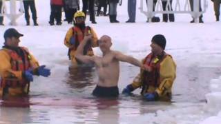 Polar Dip in Barrie