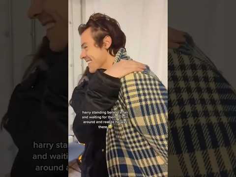 Harry Styles sneaks