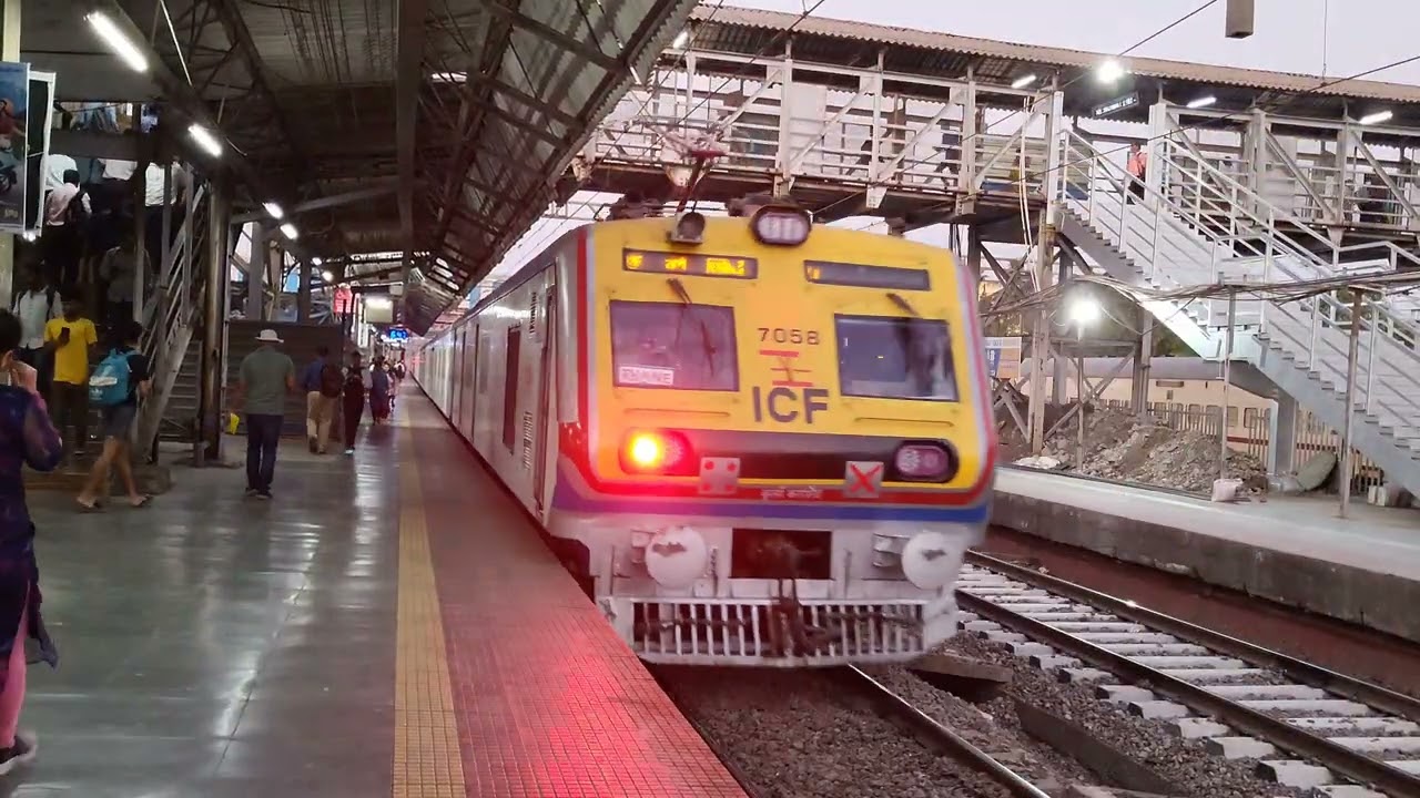 Deccan Queen, Panchavati Express & Locals Roaring Through Bhandup