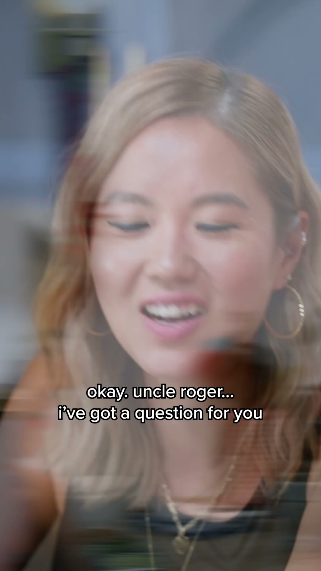 Uncle Roger is flirting with Auntie Esther ?