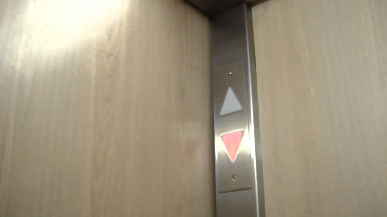 R Payne Hydraulic Elevator Bob's Discount Furniture, Orange, CT