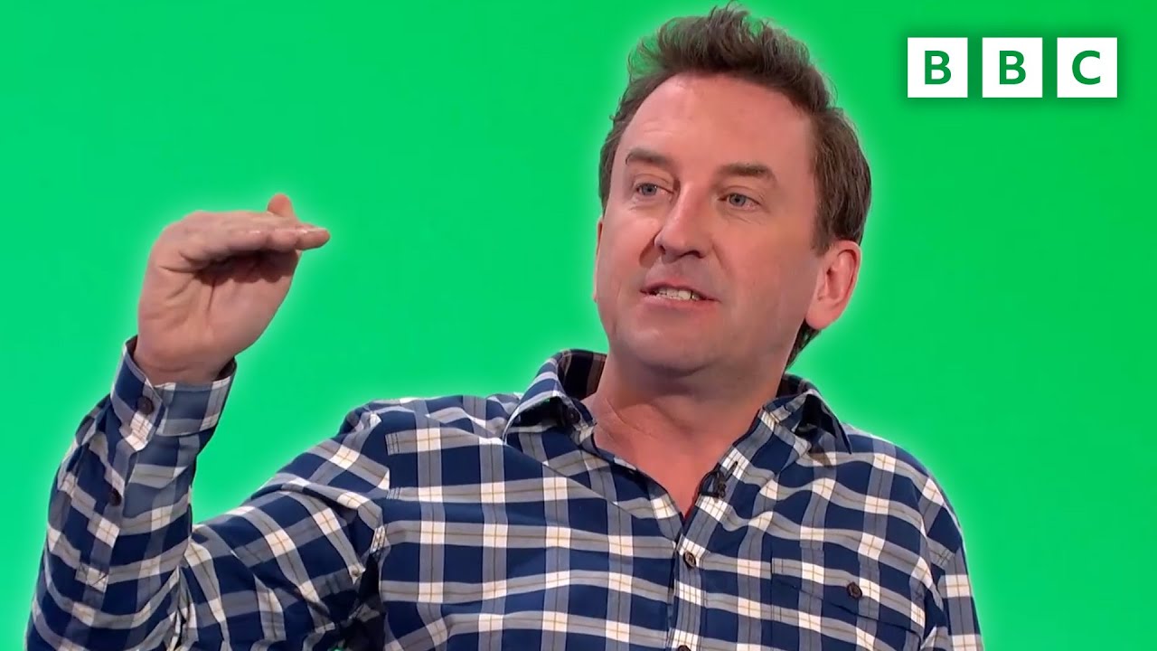 Is Lee Mack a World Record Holding Darts Player? | I Lie To You? - YouTube