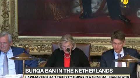 Boerkaverbod in Nederland: beperkt verbod op gezichtsbedekkende sluiers aangenomen door het Nederlandse parlement