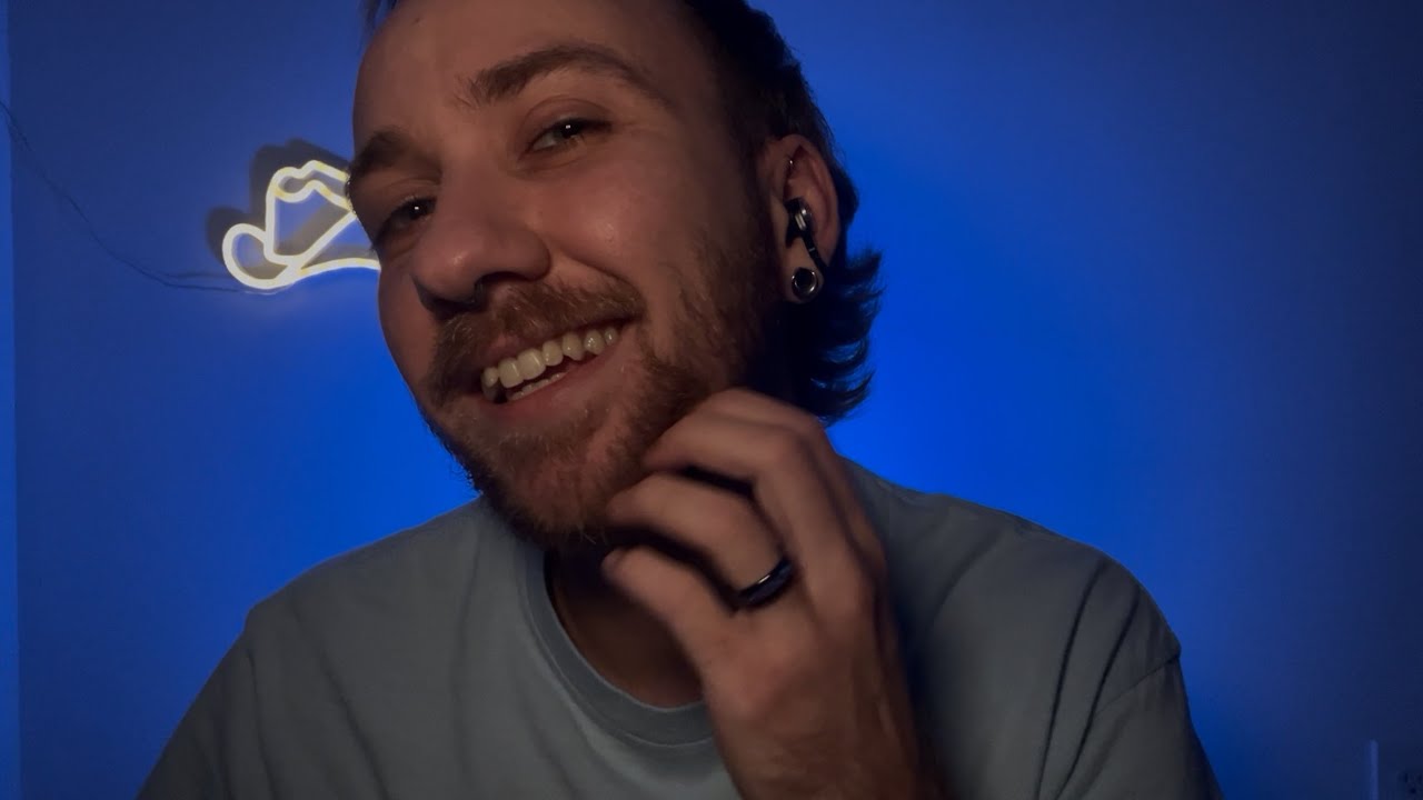 ASMR | 20 Minutes of Beard Scratching 🧔🏼