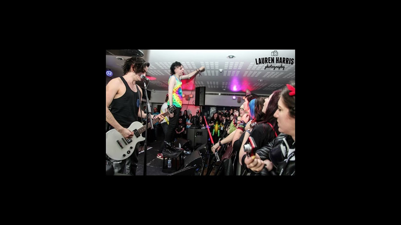 Ugly Love - Space Hawks