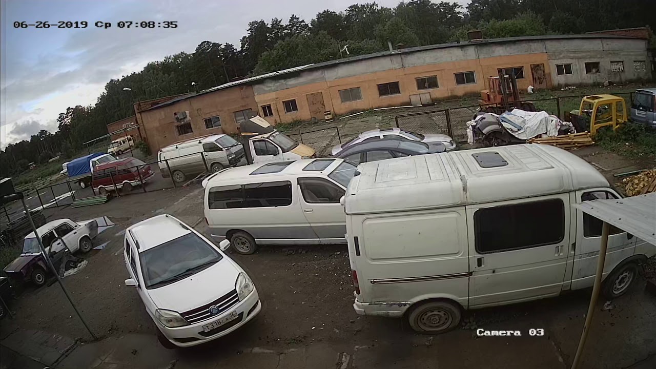 Видеокамера 2Мп HDTvi Hiwatch ds-t203 автосервис день авто - YouTube