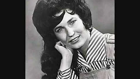 loretta lynn         "blue kentucky girl"