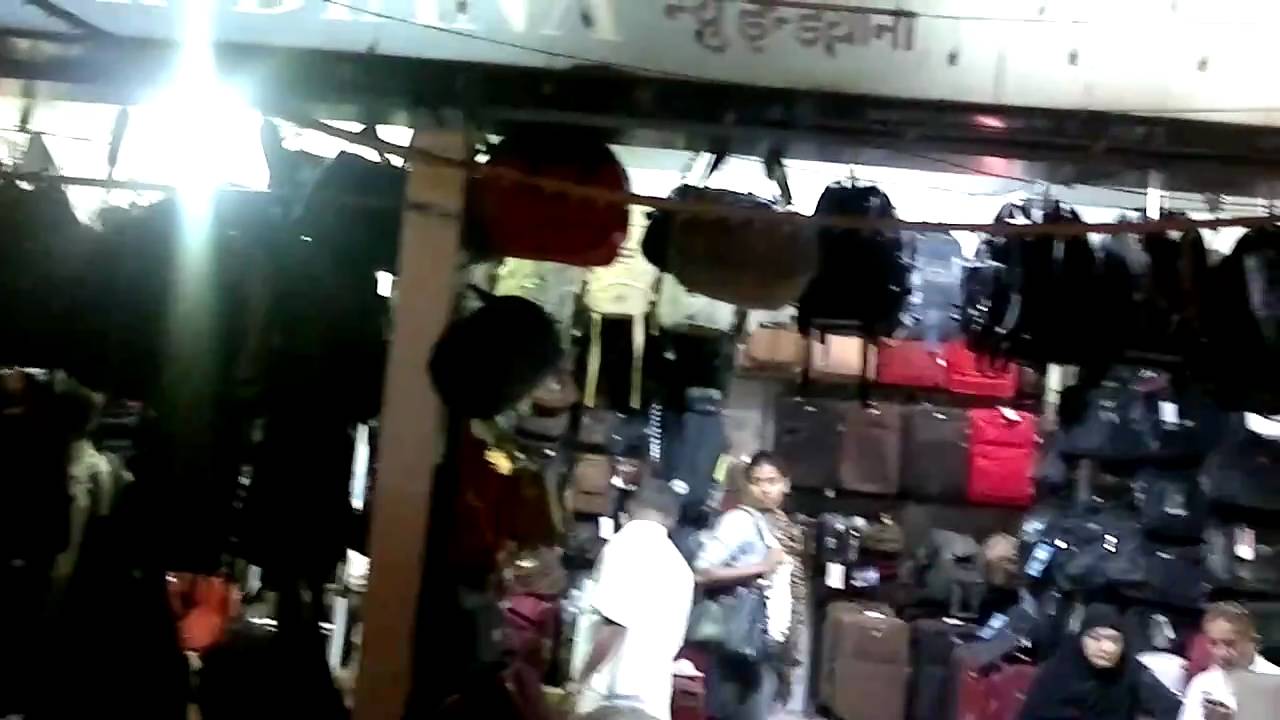 Mumbai Crawford Luggage Bag market YouTube