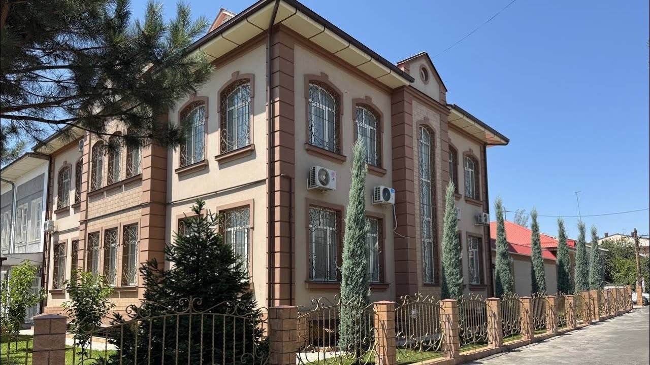 Продается дом в махалле Думбарабад• Участок: 5.4 сотки, угловой Стартовая цена: 750,000$