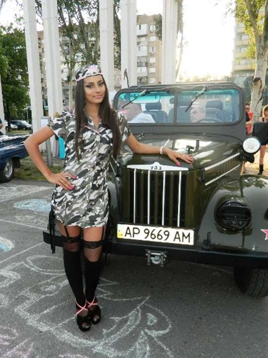 #246. Girls & GAZ [RUSSIAN CARS] zilong