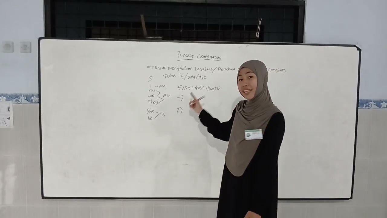 MICRO TEACHING Present Continuous (verbal) // Hamble Class CTC_172