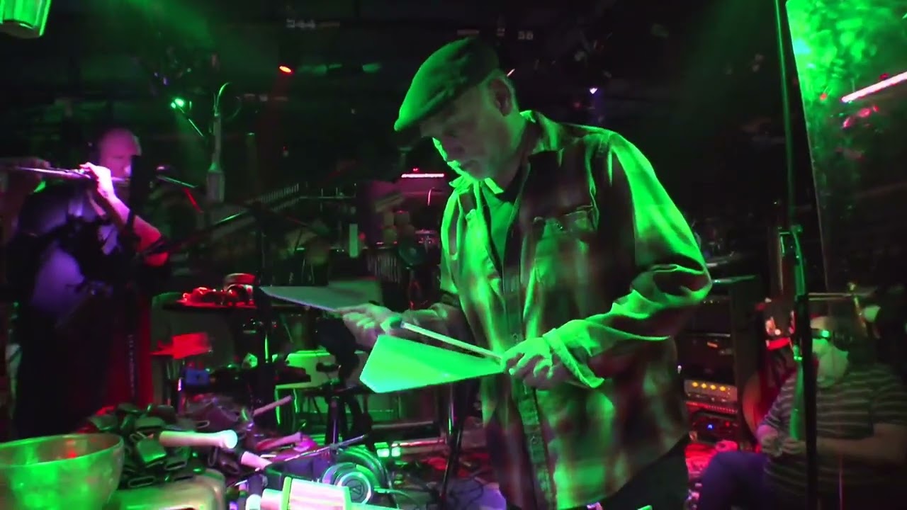 Turbulence Orchestra - Troughs Shorty 04