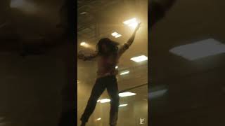 Pathaan Toh Aayega Aur Patakhe Bhi Layega