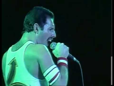 Queen Put Out The Fire live Tokyo
