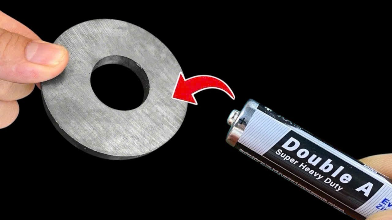 Миллионы этого не знают! Что происходит, если поднести магнит рядом со старой батареей!