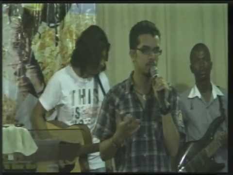 Thiago Davi Romão ministrando na Peniel em Beira Moçambique