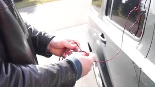 How to unlock a  car with a string this really works