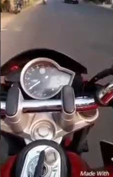Story WA - anak montor New Vixion jari - jari...