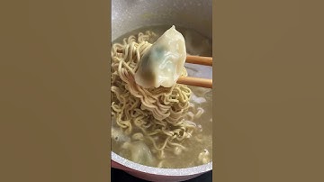 Thumbnail of The green onions are a non negociable 😤 #wonton #ramen #quickrecipe #noodles