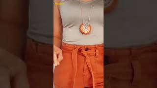 Best way to tie paper bag pants 😱🔥 #fashionhacks #pants #fashion #lifehacks #pantstyle