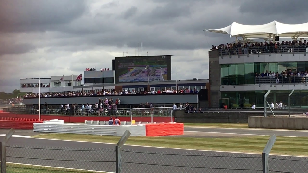 2017 British Grand Prix start Woodcote A YouTube