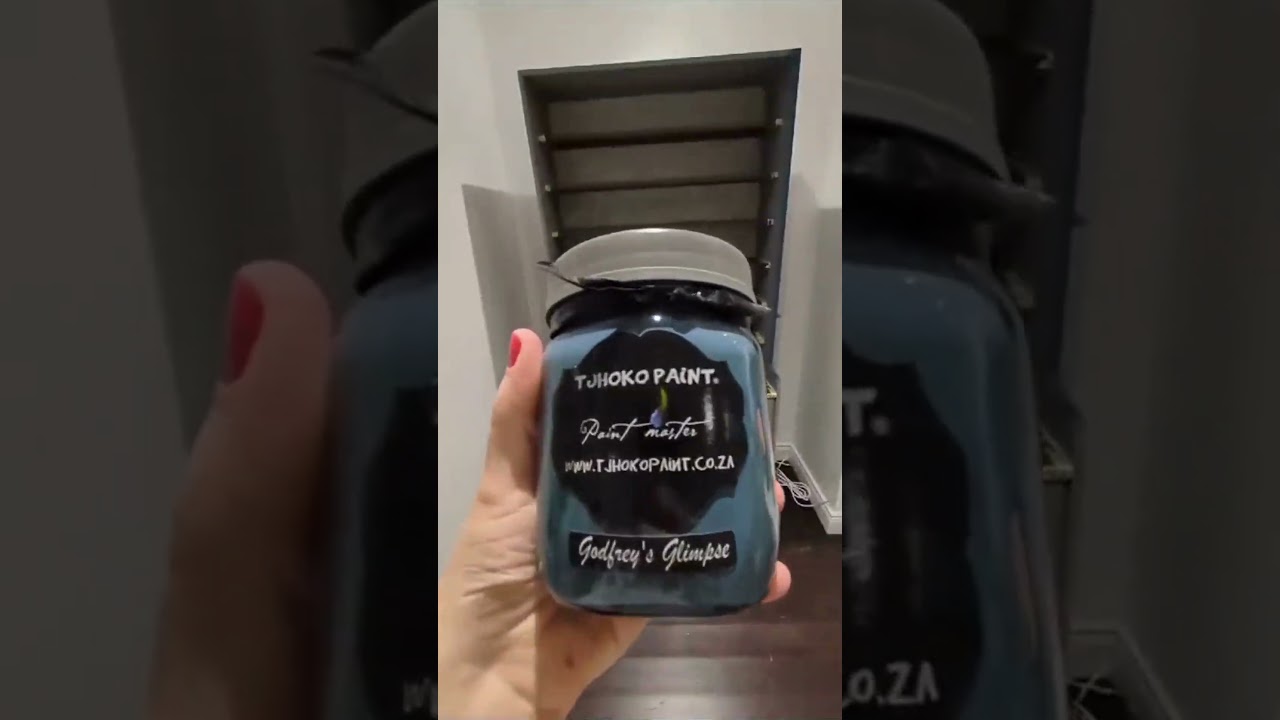 "Elevating Furniture Fabulously: Upcycling a Massive Shelf with TJhoko Paint Glam!"