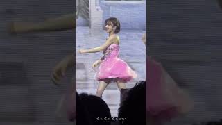 [Red Velvet] Feel My Rhythm (Wendy Focus) - 20230421 R to V In Singapore