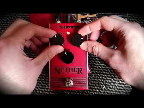 tc-electronic-nether-octaver-pedal-on-bass---no-bla-bla