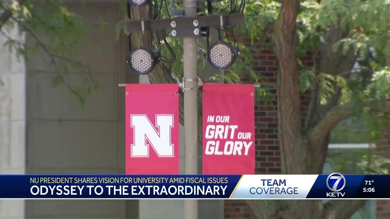 Dr. Jeffrey Gold highlights innovation and resilience in state of the university address