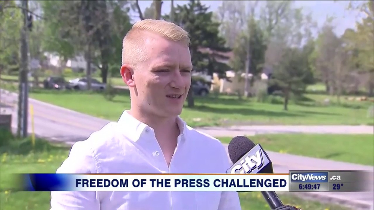 Video: Questions raised after journalists arrested at crime scene