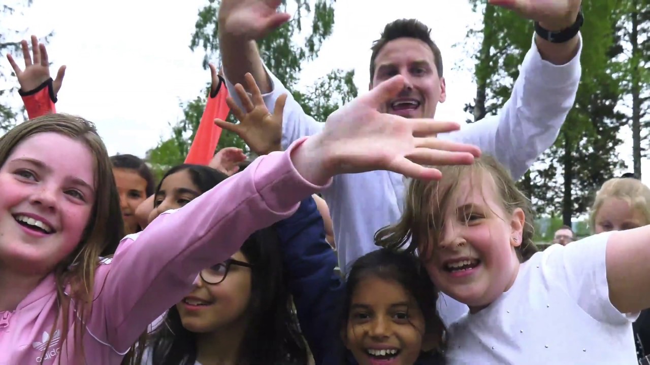 Huseby Barneskole - Vi glæde oss te i morra