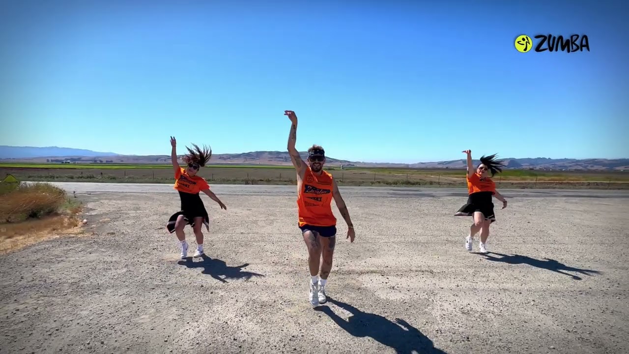 Raffaella - Remix Dj (Pedro ) 🔥#zumbainstructor #dance #zumbachoreos #zumba 🫶✨🕺🏻