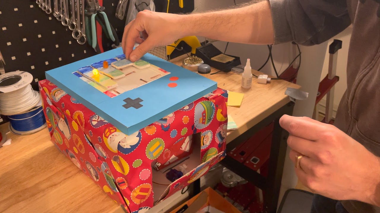 exegese Preek Mangel Sinterklaas surprise 2021: werkende TETRIS Gameboy - YouTube