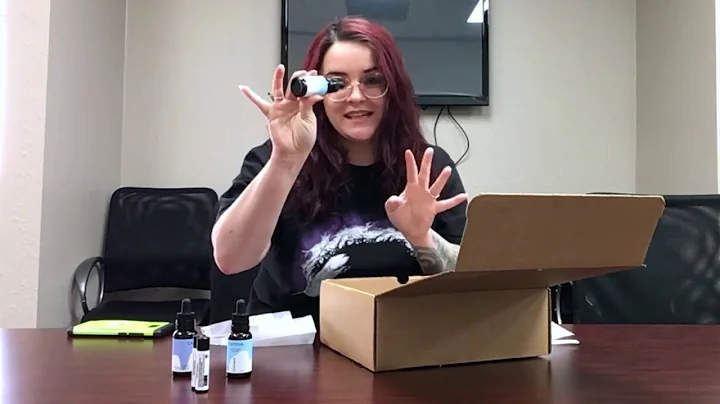 Renee Raven Opens Up Her Captiva Box + Giveaway!