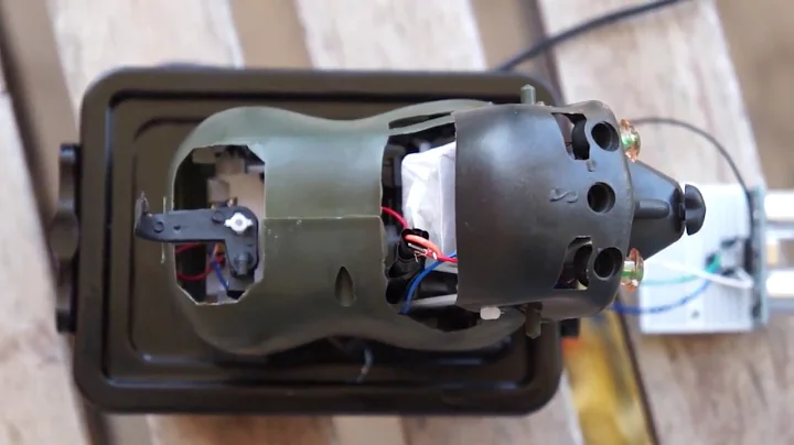 Roxi Alarm Systems - Hack-a-Toy