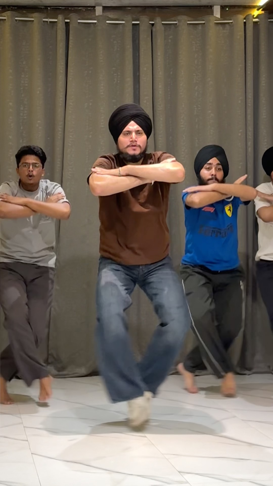 Iykyk Jxggi | bhangra Dance Video ‪@BhangraZone7‬ - YouTube