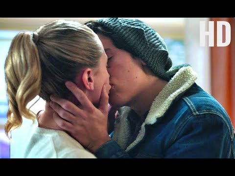 Riverdale 1x06 Jughead and Betty First Kiss |Türkçe Altyazılı|