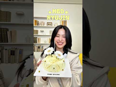 IT Z RYUJIN S BIRTHDAY ITZY MIDZY HappyRyujinDay 류진 예쁜나이 스물다섯 신류진 ACEnterRyujinDay