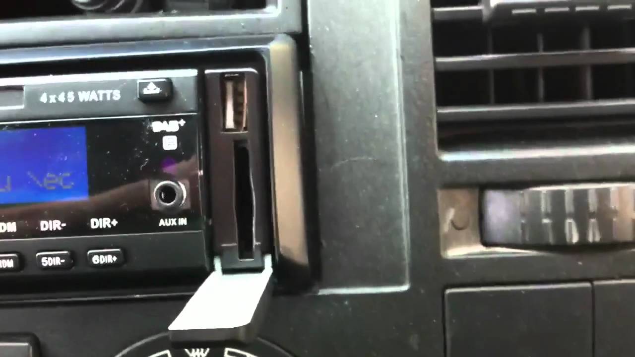 DAB+ car receiver Bluestate - RA557