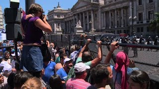 Violence breaks out at protest against Argentina pension reform