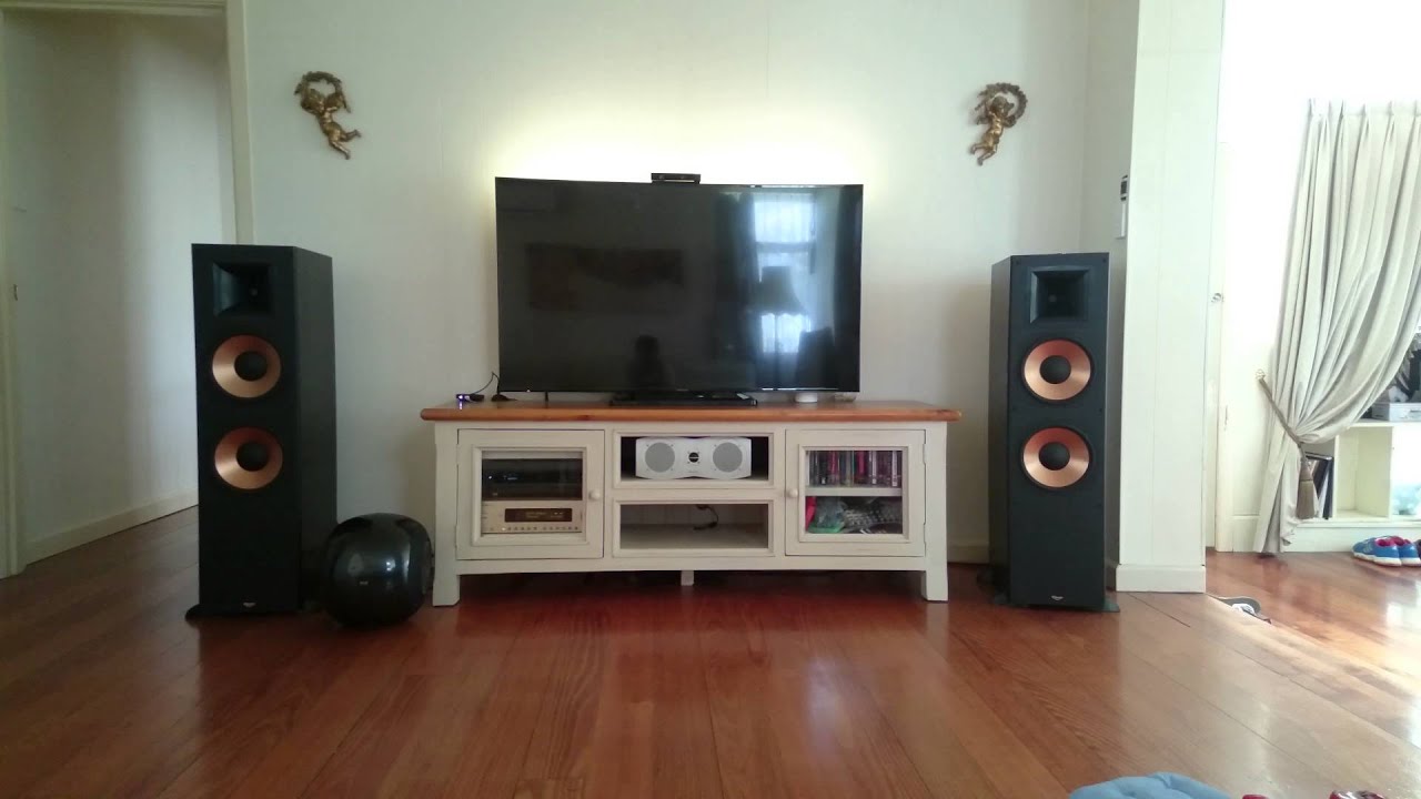 My audiophile setup. - YouTube