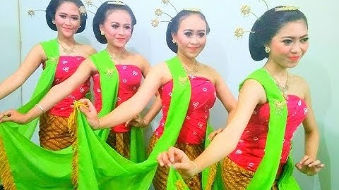 GAMBYONG PAREANOM - Tari Klasik Jawa Tengah - UKJGS Ugm Javanese WELCOME DANCE Dance [HD]