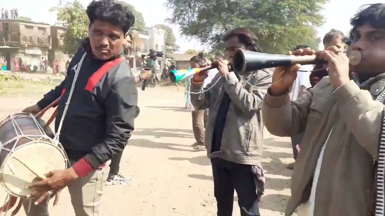 આદિવાસી દેસી ઢોલિયા dance 🔥// old is gold// Nilesh dodva ni moj..................................