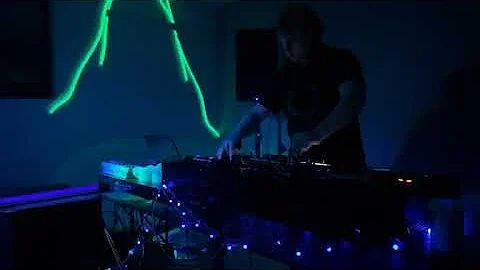 Jeremy Barton -09-05-2020 #Progressive #House #Dee...
